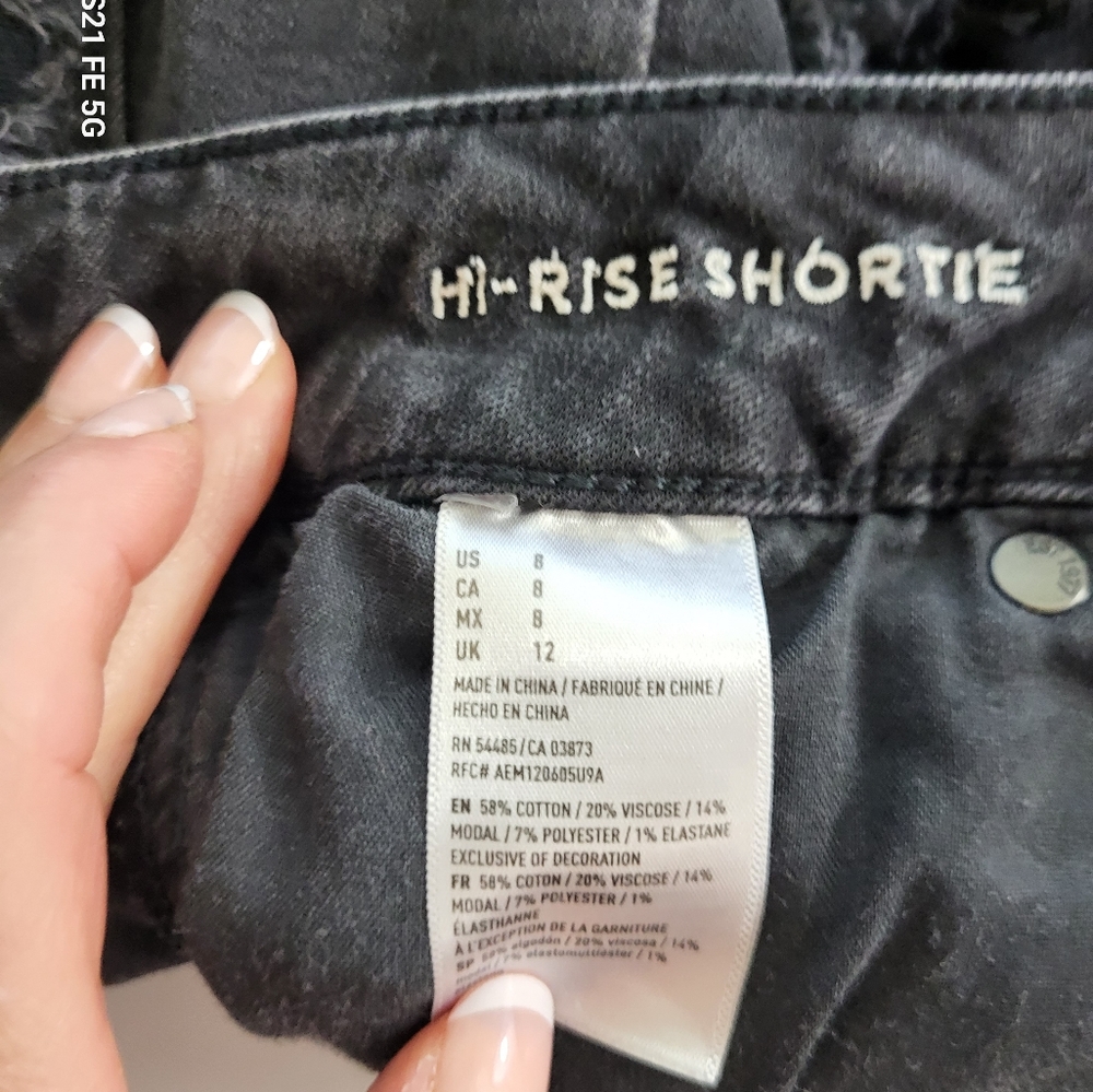 AEO Black Distressed Hi-Rise Shortie Short Size 8 - Picture 4 of 5